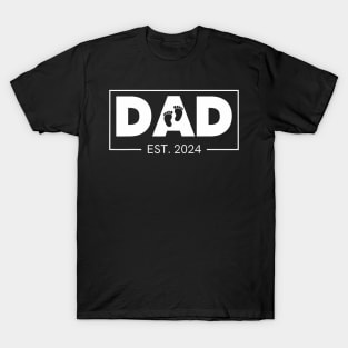 Dad Est. 2024 Expect Baby New Father T-Shirt